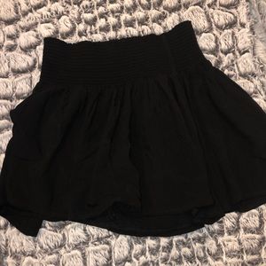 Brandy Melville pacsun flowy black shorts os NWT